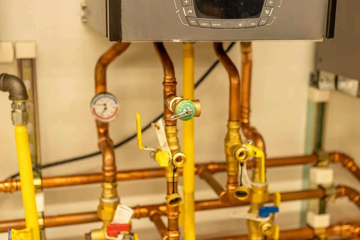 Licensed technician providing Pipe Repair for a homeowner in Leesburg